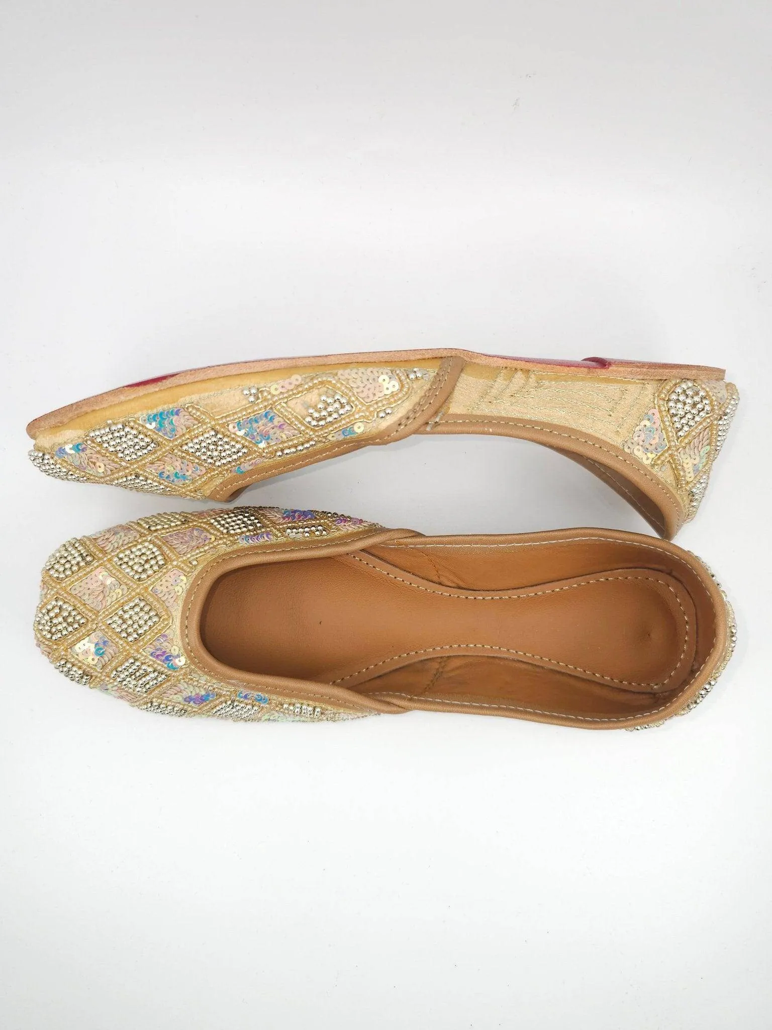 Jugmug Gold Embelised Bridal Juttis