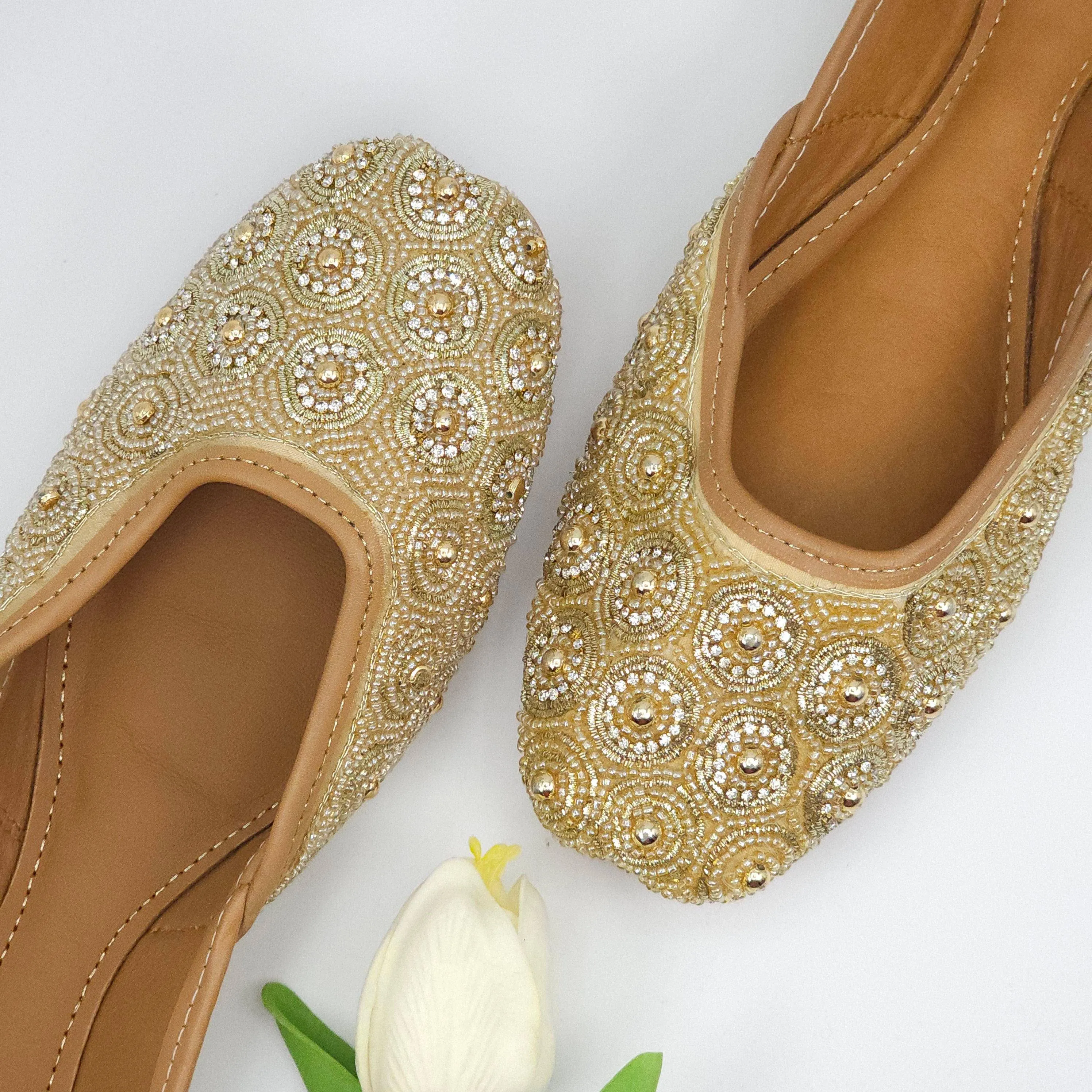 Tia Gold Embelised Bridal Juttis