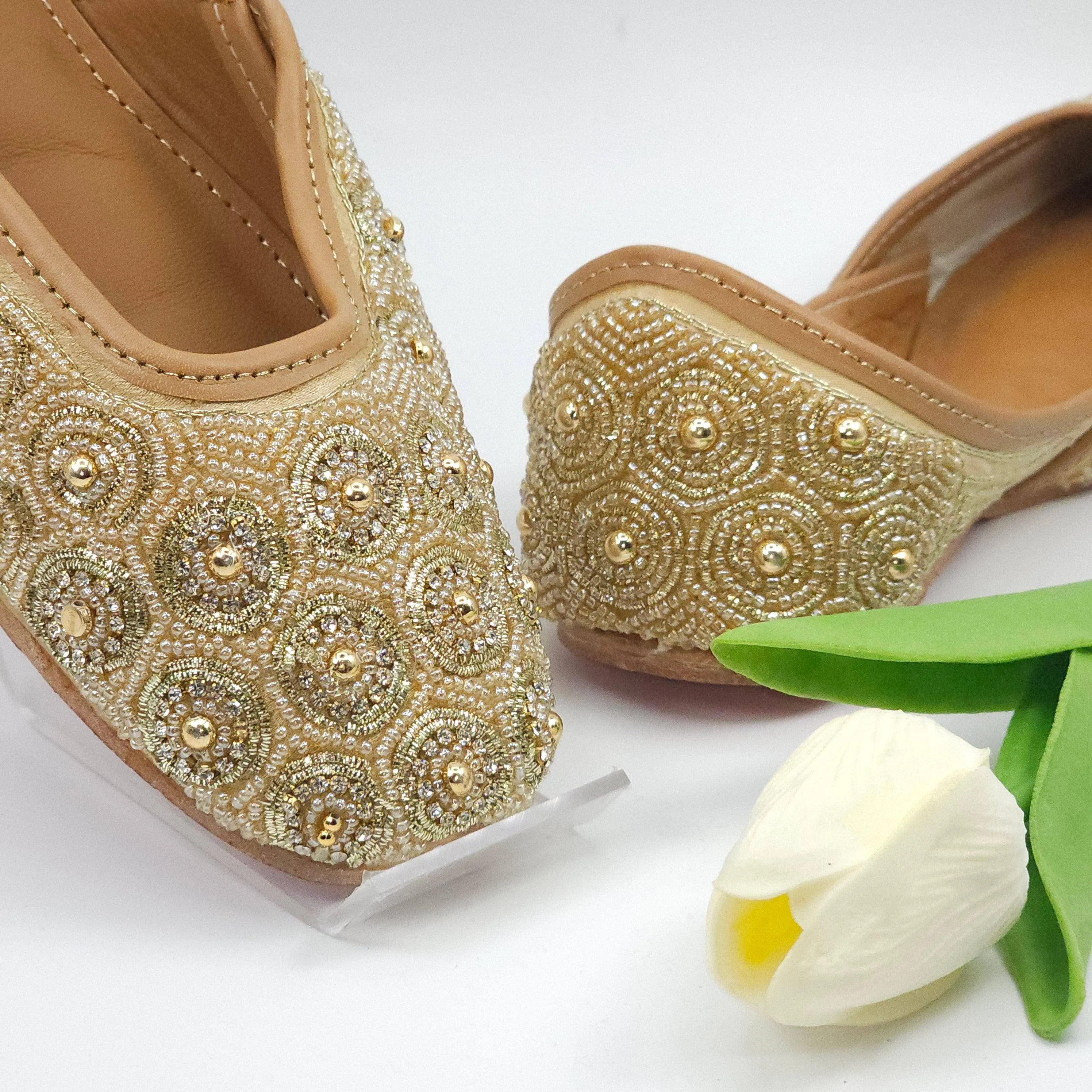 Tia Gold Embelised Bridal Juttis