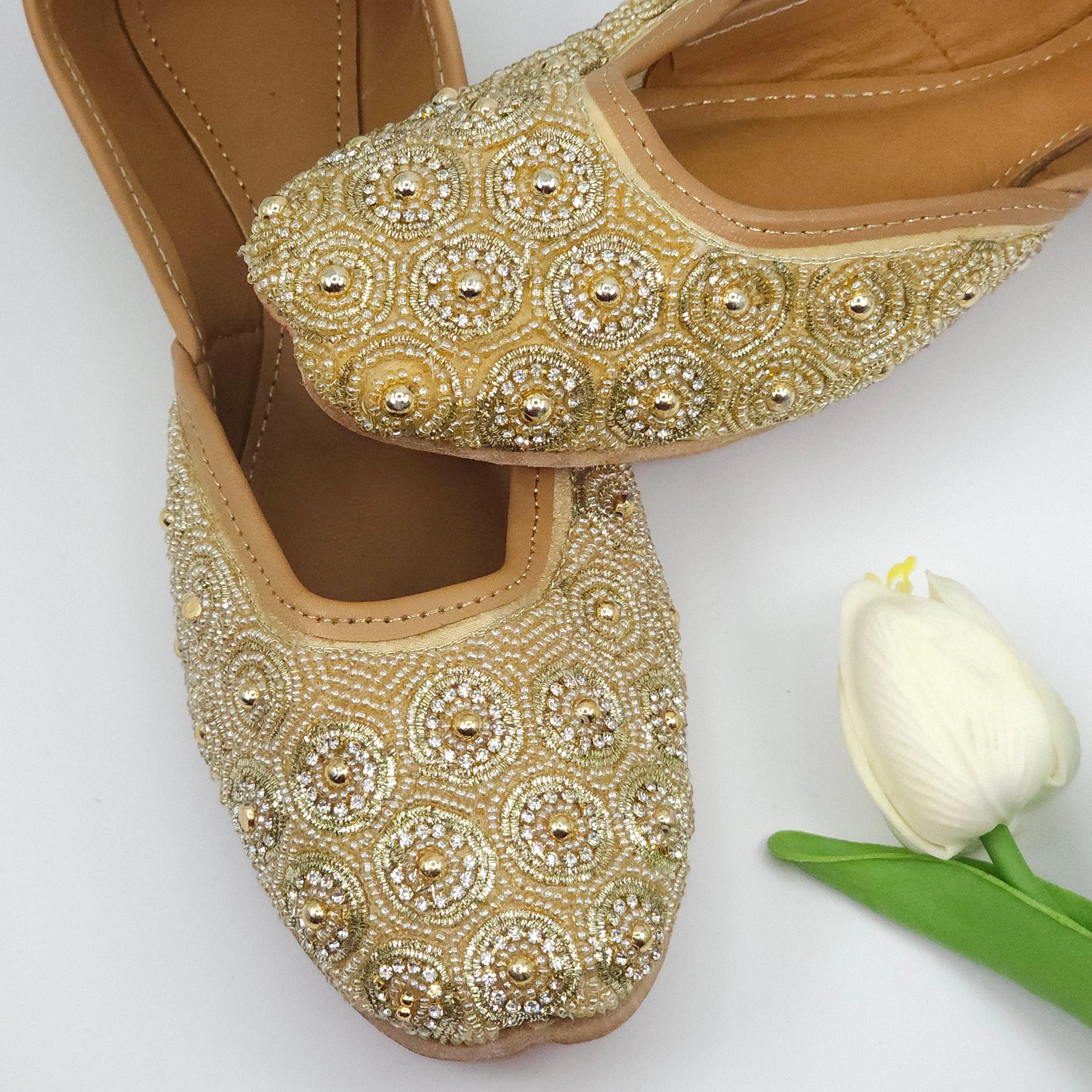 Tia Gold Embelised Bridal Juttis